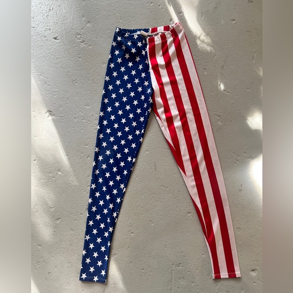Ping Ping & Rabbit American Flag Leggings - Picture 1 of 2